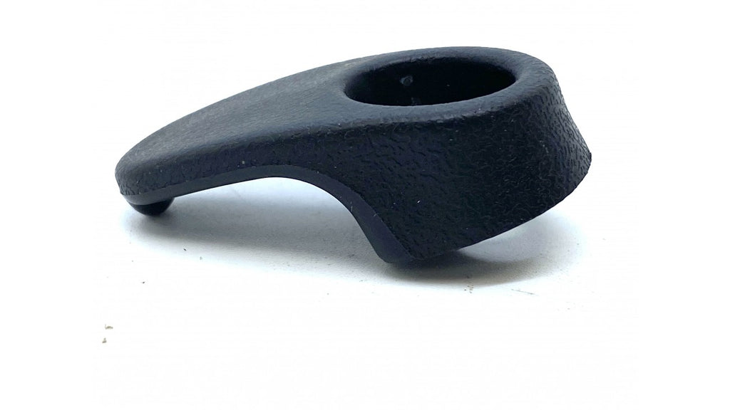 [10] CROCHET POUR CASQUE RI6-2-5 (SCOOTTERRE OEM)