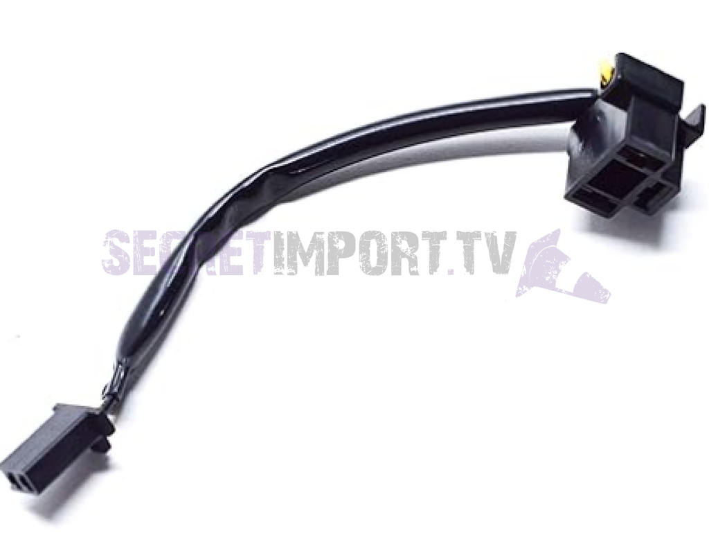 Front connector for the original Yamaha OEM right headlight. For Yamaha Bws Zuma 2002-2011 model.&nbsp;