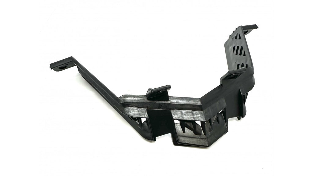[2] PLASTIQUE GRILLE DE HAUT-DEVANT RI9-7-1 (SCOOTTERRE OEM)
