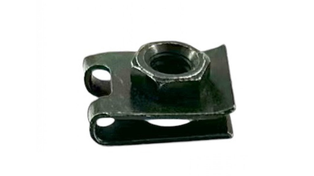 [378] CLIP M6 AVEC NOIX RA3-9-5 (SCOOTTERRE OEM)