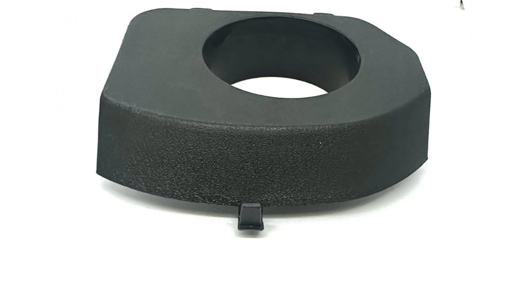 [378] CACHE-TRAPPE ARRIÈRE DE BATTERIE AVEC BARRURE SEPA1-4-2 (SCOOTTERRE OEM)