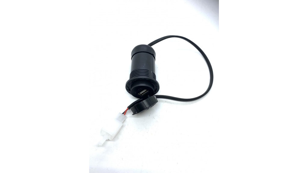 [3] CONNECTEUR USB RI6-5-5 (SCOOTTERRE OEM)