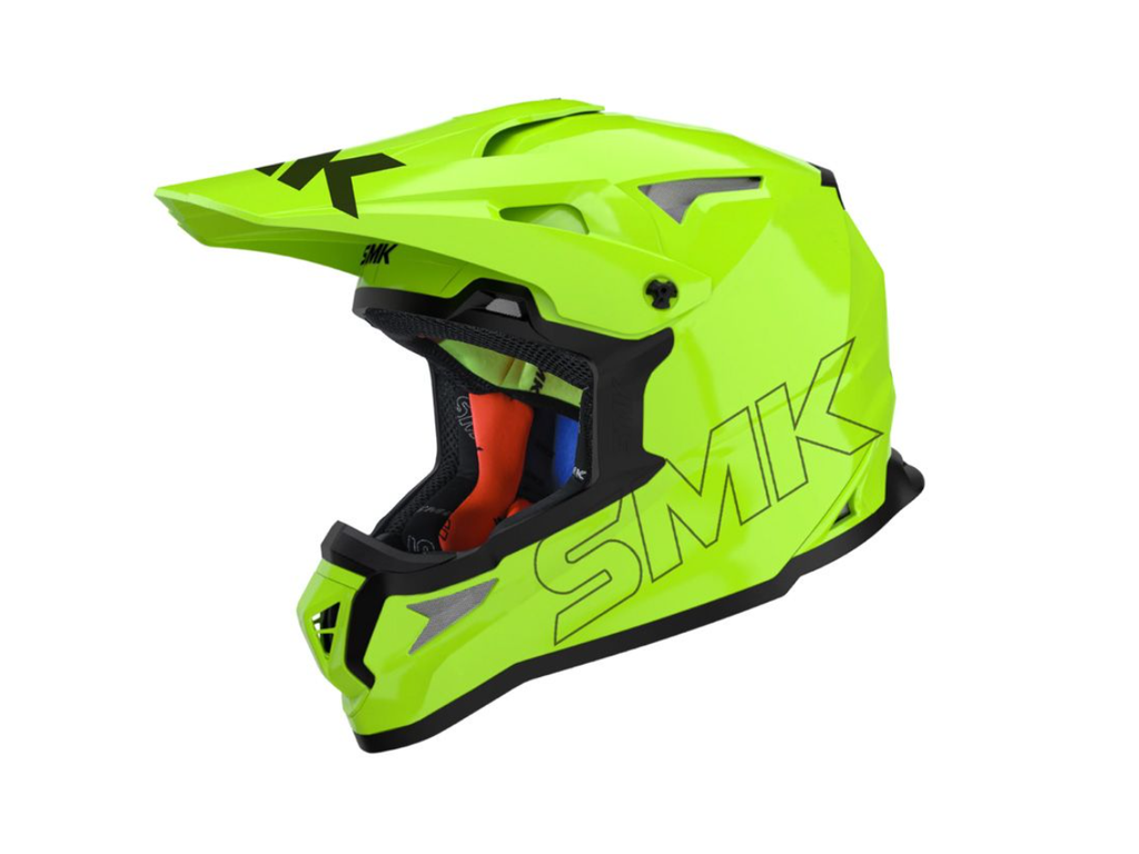 SMK Allterra is the new MX addition to complete the SMK Range. Made of 2 outer injected EIRT shells for optimized safety and comfortable fitting, it has been conceived by the world’s most famous MX experts for off-road lovers! It features an easily removable and adjustable peak. With the washable and removable hypoallergenic liner equipped with anti-moisture management & antistatic properties, you are always good to go. The channelled ventilation system with multiple air vents and air exhausts provides maxi