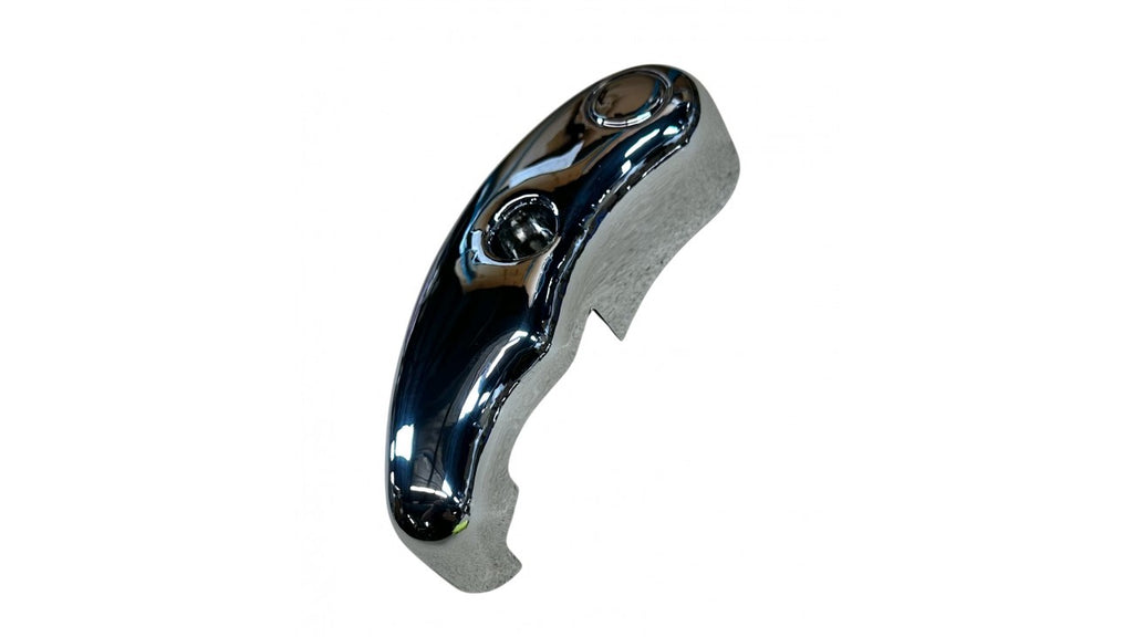 PROTECTEUR GAUCHE DE L'AXE DE ROUE SEI1-3-1 (SCOOTTERRE OEM)