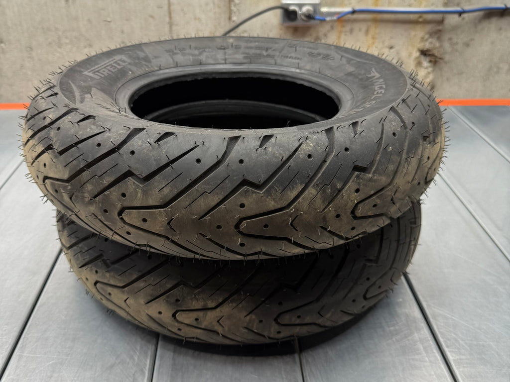 Tire Pirelli Angel 130/90-10 USAGÉ 1X