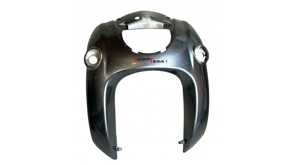 PARTIE AVANT GRISE (ÉDITION SPÉCIALE) 2019-2023 SES1-2-1 (SCOOTTERRE OEM)