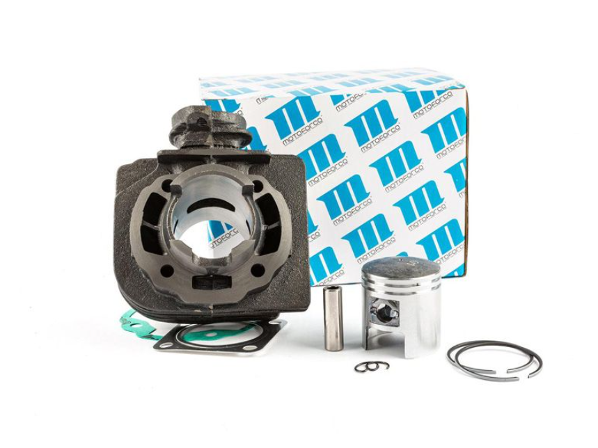 Ce cylindre piston 50cc type origine pour Suzuki Katana AC offre de bonnes prestations au vu de son prix très attractif. Il est parfaitement adapté à un remplacement standard de votre ensemble cylindre / piston d’origine puisqu’il en reprend les mêmes caractéristiques techniques.
