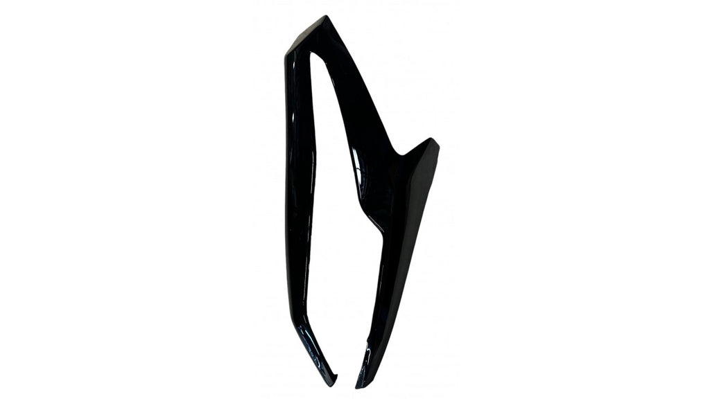 [7] CONTOUR DE PHARE AVANT GAUCHE NOIR SEB2-2-1 (SCOOTTERRE OEM)