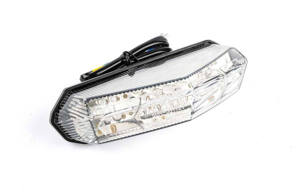 STR8 LED Rear Light Universal 15x8.5cm - Feu Arrière STR8 LED Universel 15x8.5cm - STR-655.21/CE