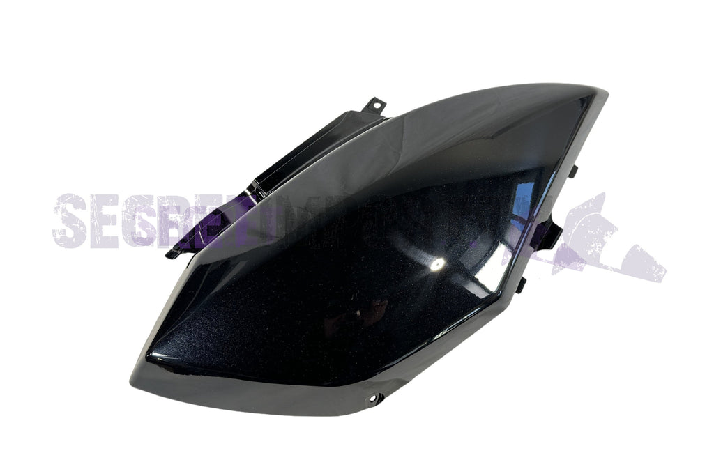 Right Side Cover Black (Bws/Zuma 50F & 50X) 2012+ - Face Latéral Droit (Bws/Zuma 50F & 50X) 2012+ 1CD-F1731-00-P0 Yamaha OEM Parts Fairing Part Zuma 4 Stroke YW50F YW50FX Plastique Bws 4 Temps Pannel Panneau Right Side Cover Côté