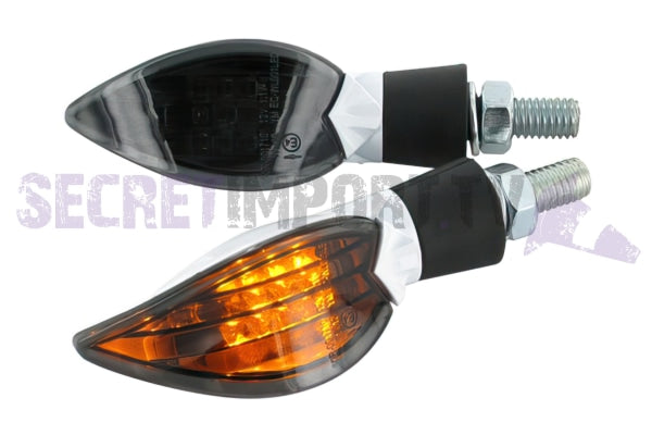 Str8 Led Indicators Black Line Curved White