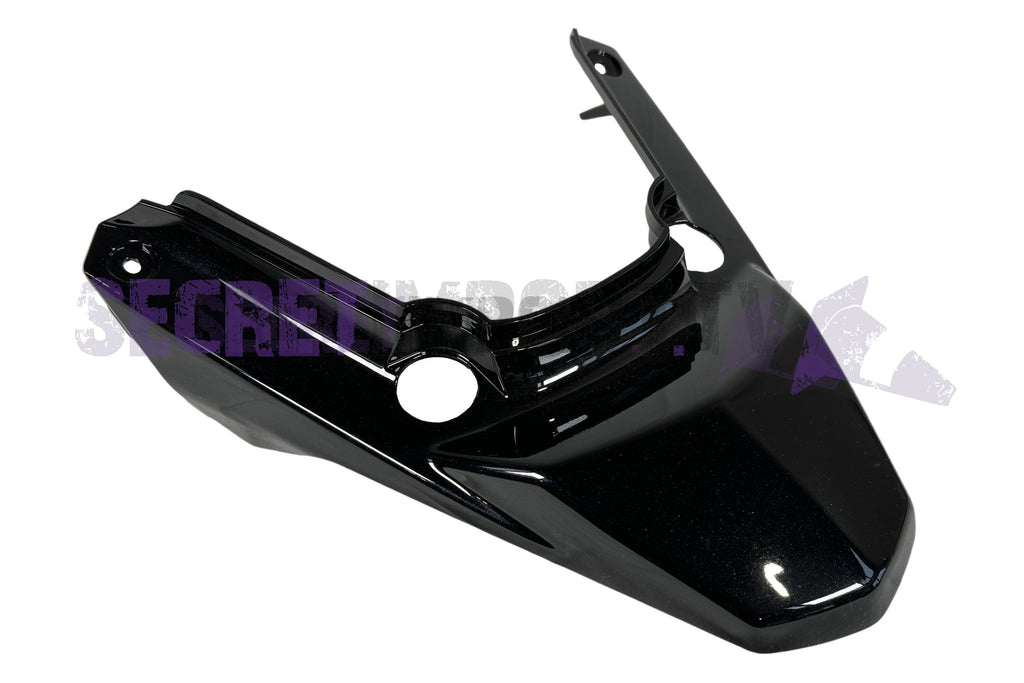 Tail Light Cover Black Mettalic (Bws/Zuma 50F & 50X) 2012+ - Face Arrière Noir Métallique (Bws/Zuma 50 F & 50X) 2012+ Yamaha OEM Parts Fairing Part Zuma 4 Stroke Plastique Bws 4 Temps Pannel Panneau de couleur Side Cover 1CD-F1741-00-P0