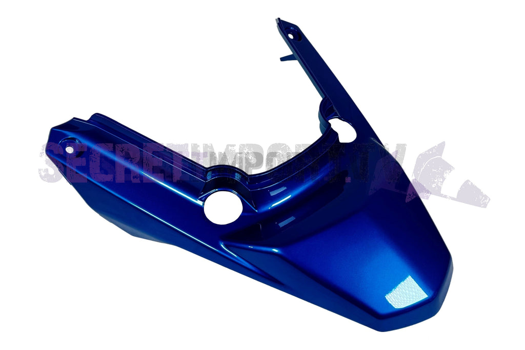 Tail Light Cover Blue (Bws/Zuma 50F & 50X) 2012+ - Face Arrière Bleu (Bws/Zuma 50F & 50X) 2012+ 1CD-F1741-00-P1 Voici la face arrière d'origine Yamaha OEM. Elle est de couleur bleu et convient pour les modèles Yamaha Bws Zuma 50F & Yamaha Bws Zuma 50FX 2012+ 50cc 4 temps. Here is the original Yamaha OEM rear panel. It is blue in color and suitable for Yamaha Bws Zuma 50F & Yamaha Bws Zuma 50FX 2012+ 50cc 4-stroke models. side panel