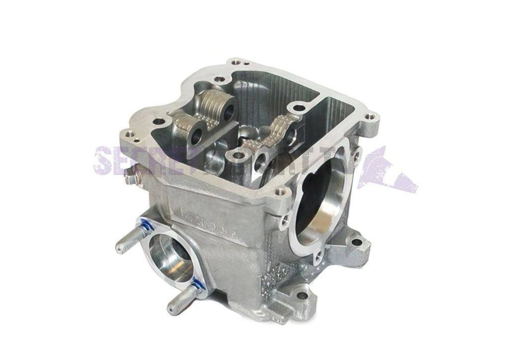 Yamaha Cylinder Head (Bws/Zuma 50F & 50X 4T / Vino / C3) - Culasse Yamaha OEM (Bws/Zuma 50F et 50X 4T / Vino / C3) - 10B-E1102-10-00